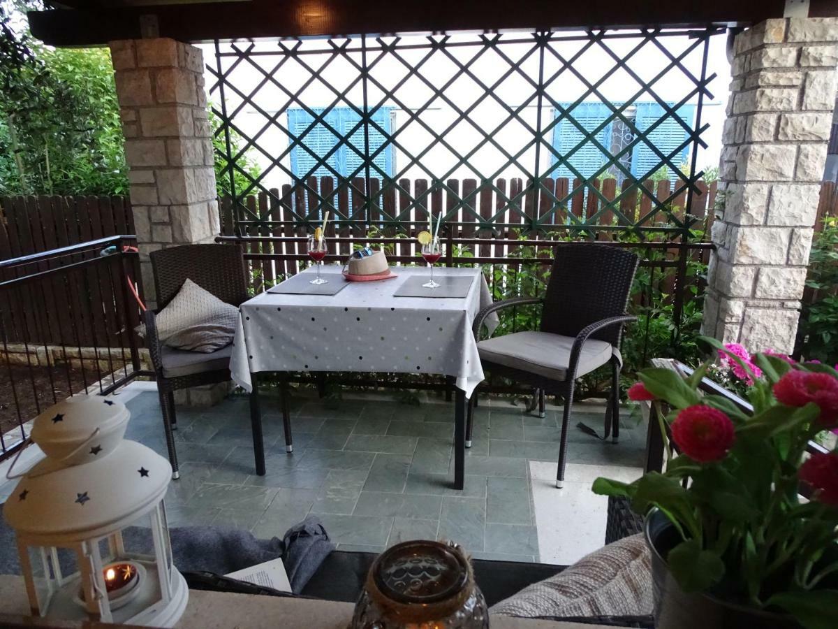 App Sorgo Apartman Novigrad Istria Kültér fotó