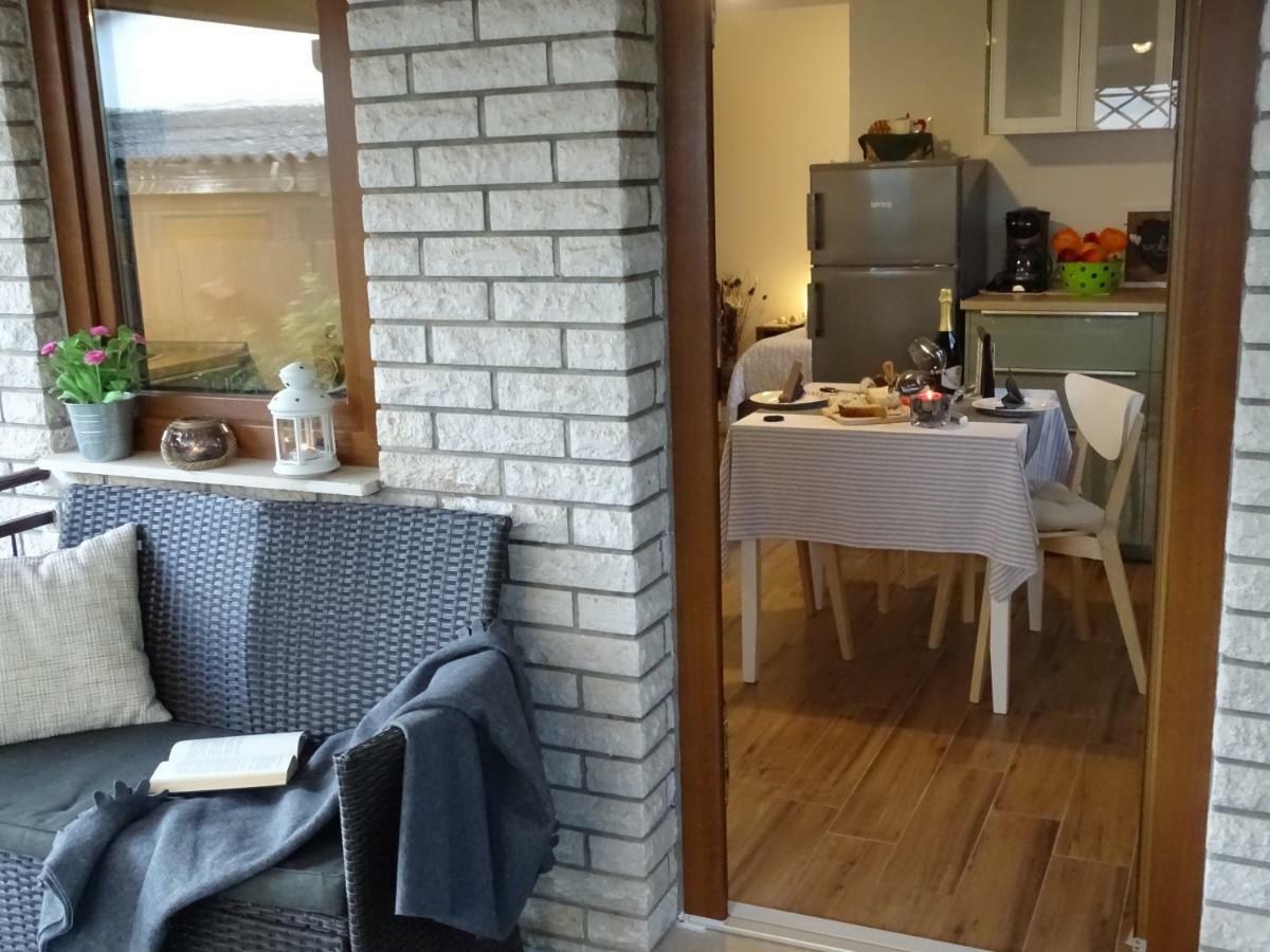 App Sorgo Apartman Novigrad Istria Kültér fotó